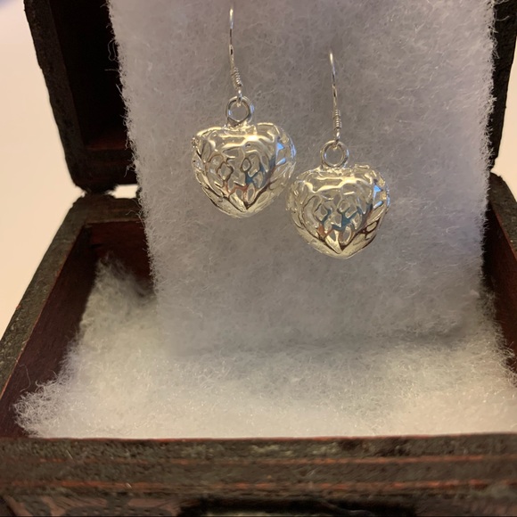 Brand New 3 Piece Stamped 925 Jewelry Set. - Picture 4 of 7